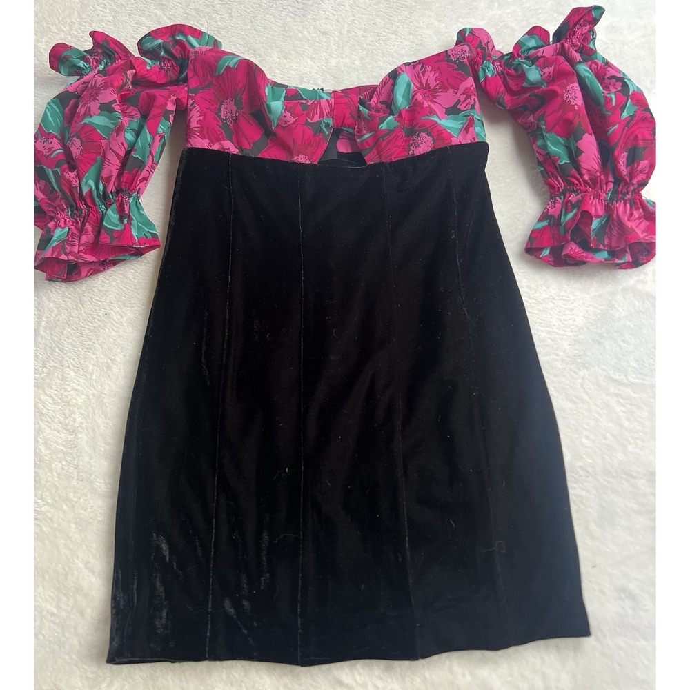 NWT LOVERSβ & FRIENDS KLUM MINI MAGENTA FLORAL TOP VELVET BOTTOM DRESS XS